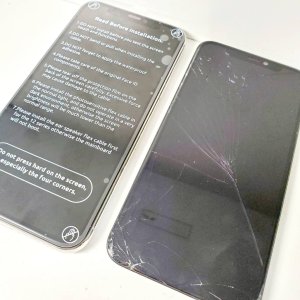 iPhoneXS フロントパネル交換