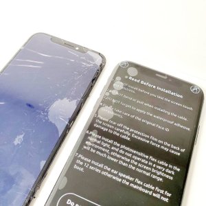 iPhone11Pro フロントパネル交換