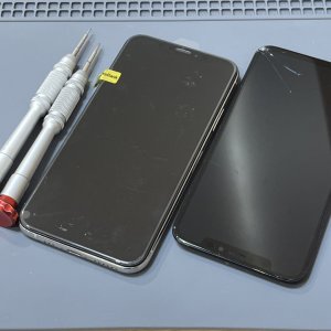 iPhoneXS 液晶交換