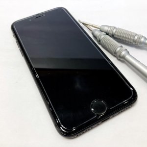 iPhone 8 バッテリー交換