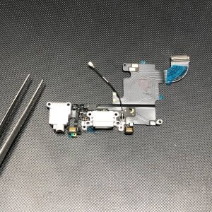 iPhone6S ライトニング交換