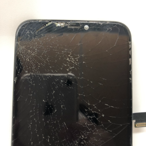 【iPhone11Pro ガラス交換】20分で作業完了！