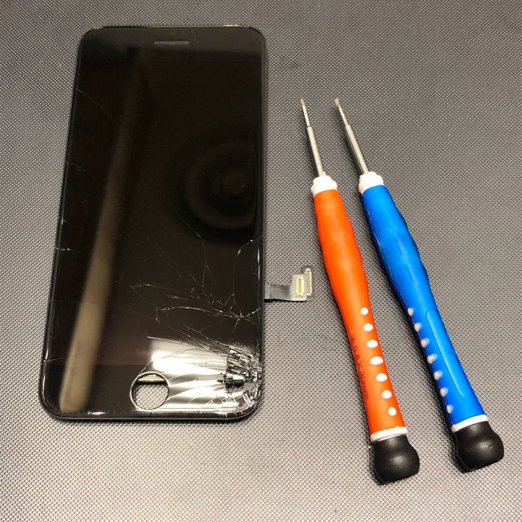 iPhoneSE2 フロントパネル交換