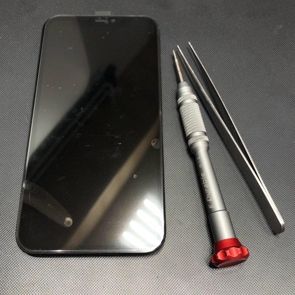 iPhone11 液晶交換