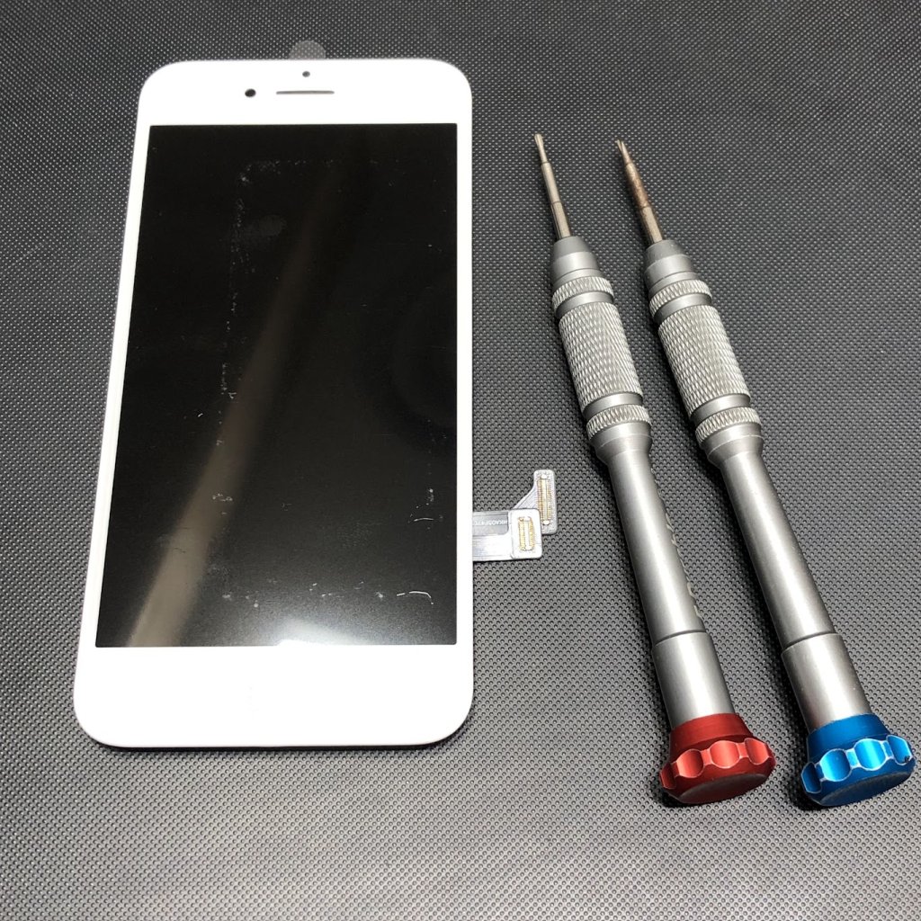 iPhone8 フロントパネル交換
