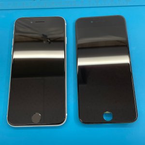 iPhone SE2 液晶交換