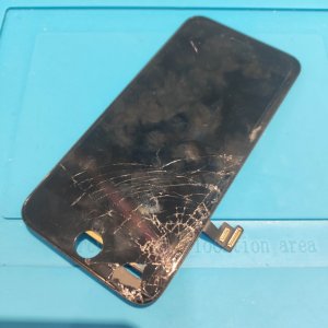 iPhoneSE2　液晶パネル交換修理