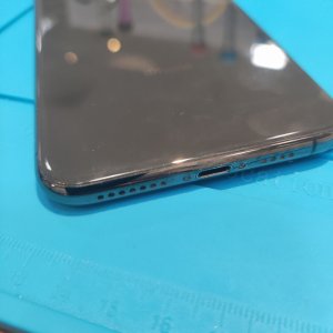 iPhoneXSmaxライトニングコネクタ修理