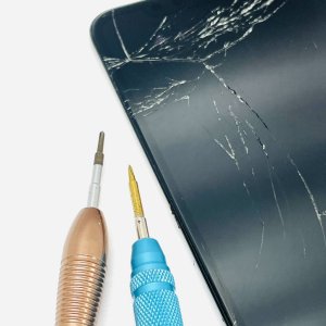 iPhoneXR フロントパネル交換修理