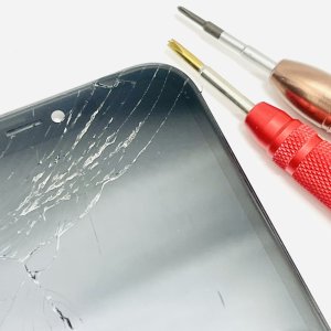 iPhoneXR フロントパネル交換修理