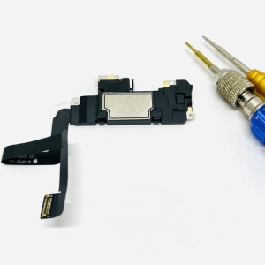 iPhone11 近接センサー交換修理