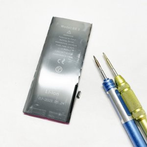 iPhoneSE3 バッテリー交換