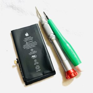 iPhone12 バッテリー交換