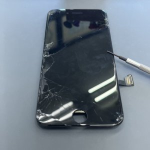 iPhoneSE2 フロントパネル交換
