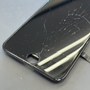 iPhoneSE2 フロントパネル交換