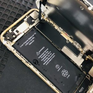 iPhone7 水没修理