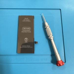 iPhone8 バッテリー交換