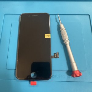 iPhoneSE3 液晶交換