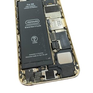 iPhoneSE 第一世代 バッテリー交換