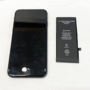 iPhone SE2 バッテリー交換