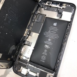 iPhone12mini バッテリー　基板修理