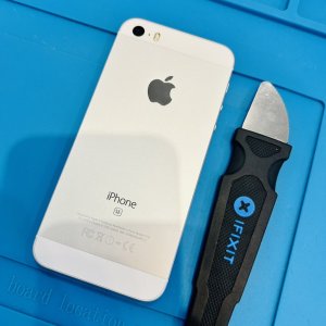 iPhoneSE ドックコネクター修理