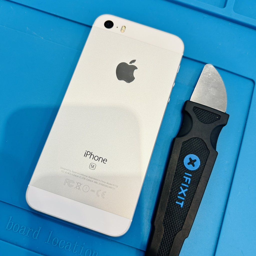 iPhoneSE ドックコネクター修理