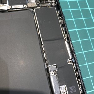 iPhoneSE3 基板修理