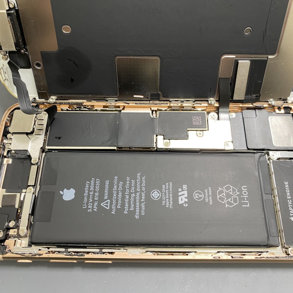iPhone8 バッテリー交換
