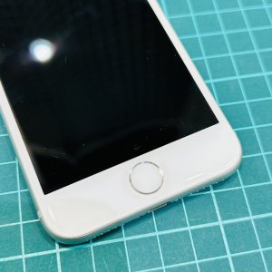 iPhone7 ホームボタン修理