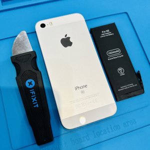 iPhoneSE バッテリー交換