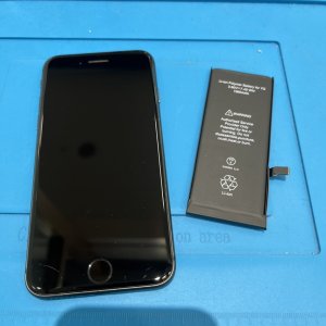 iPhone8 バッテリー交換