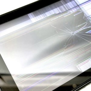 Nintendo Switch 液晶交換修理