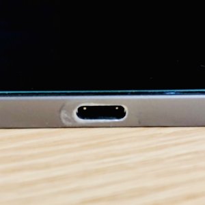 iPad Pro 12.9 第3世代 ドッグコネクタ修理