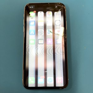 iPhone11 液晶交換