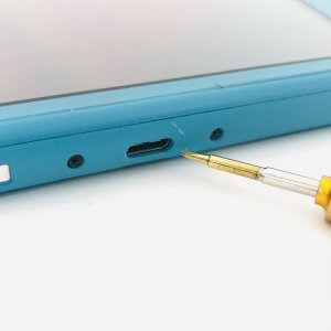 NintendoSwitchLite 充電コネクタ交換修理