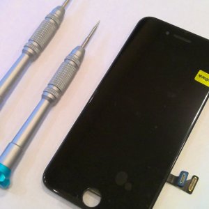 iPhoneSE3液晶交換