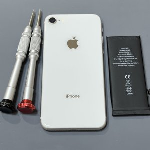 iPhone8 バッテリー交換