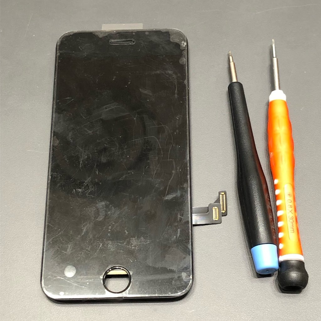 iPhone8 液晶交換