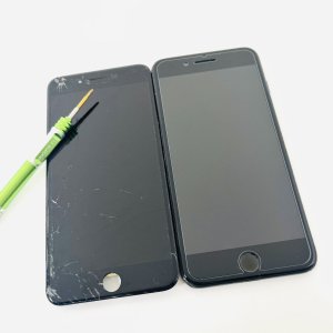 iPhone8 液晶交換修理