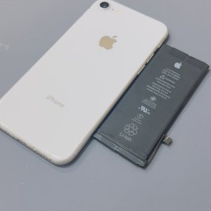 iPhone8　バッテリー交換