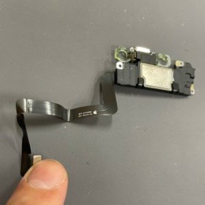 iPhone11　近接センサー交換