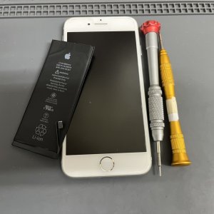 iPhone8 バッテリー交換 即日交換