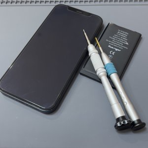 iPhone12 バッテリー交換