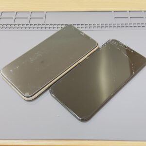 iPhone11 パネル交換