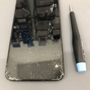 iPhone11 液晶交換