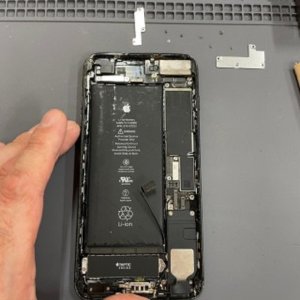 iPhone7Plus バッテリー交換