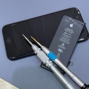 iPhoneSE2　バッテリー交換
