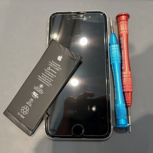 iPhoneSE2 バッテリー交換 即日修理