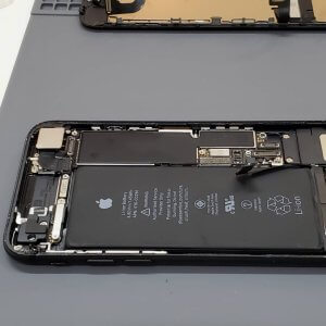 iPhone7 バッテーリー交換